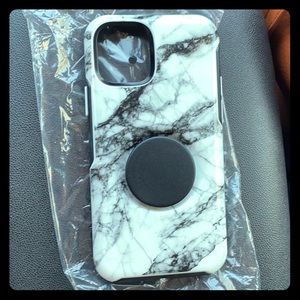 iPhone 11 Pro otter box case